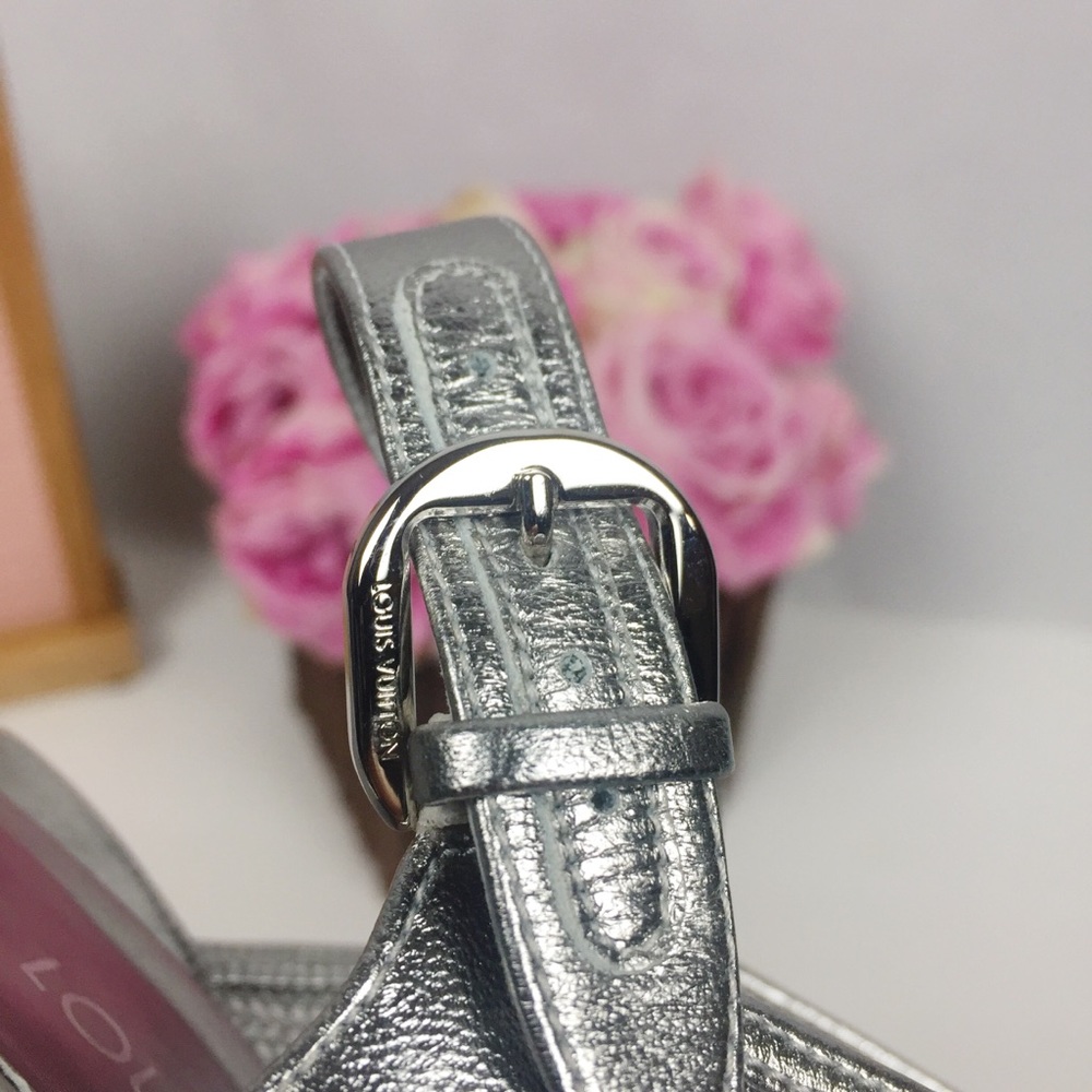 Vintage Louis Vuitton Silver Heels (Sz: 39.5) - Picture 6 of 8